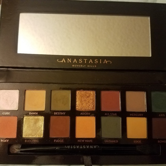 Anastasia Beverly Hills Subculture palette - Picture 3 of 4